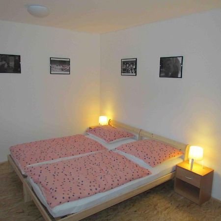 Aparthotel Dopravna Alzbetin Železná Ruda Esterno foto