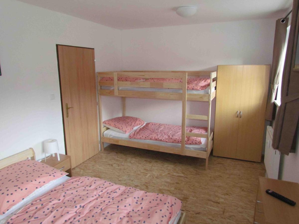 Aparthotel Dopravna Alzbetin Železná Ruda Esterno foto