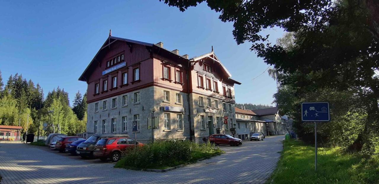 Aparthotel Dopravna Alzbetin Železná Ruda Esterno foto
